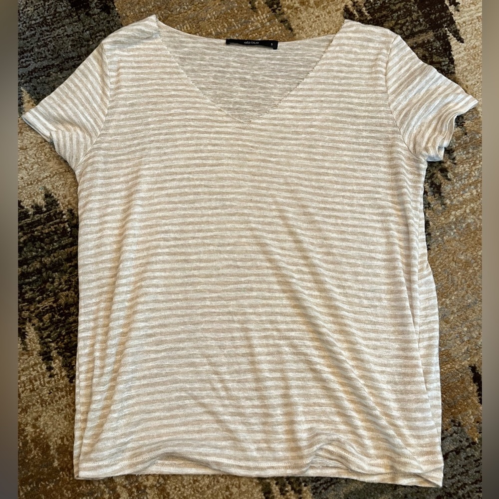 Small White and Tan stripped Ella Blue shirt